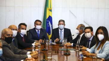 presidente-entrega-medida-provisoria-do-novo-bolsa-familia