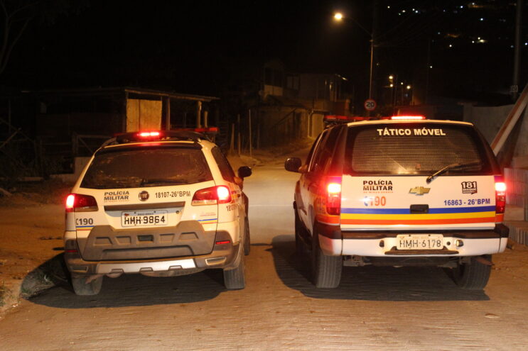 idoso-e-amarrado-em-residencia-e-tem-caminhonete-roubada-em-itabira