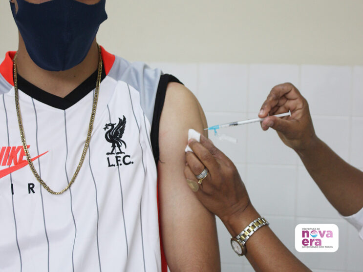 populacao-acima-dos-18-anos-esta-vacinada-em-nova-era