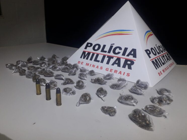 pm-apreende-drogas-e-municoes-durante-operacao-em-itabira