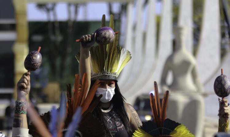 stf-suspende-sessao-e-retoma-julgamento-de-terras-indigenas-amanha