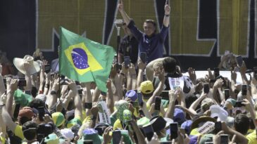 presidente-bolsonaro-participa-de-manifestacao-pro-governo