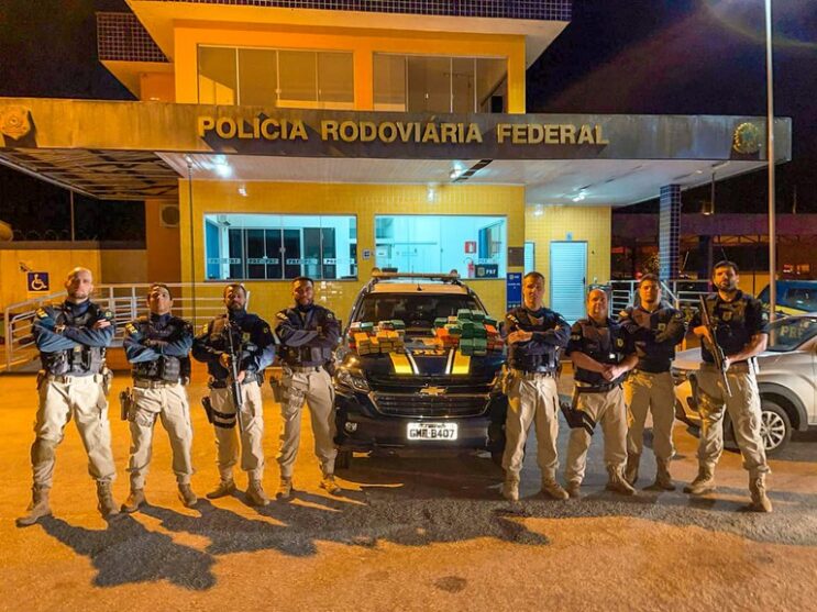 prf-apreende-70-kg-de-maconha-durante-operacao-em-nova-era