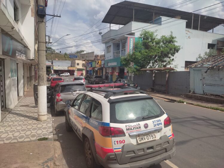 drogaria-e-assaltada-no-caminho-novo-em-itabira