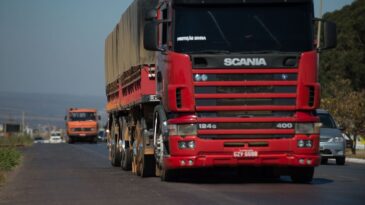 sancionada-a-lei-que-altera-tolerancia-no-excesso-de-peso-de-caminhoes