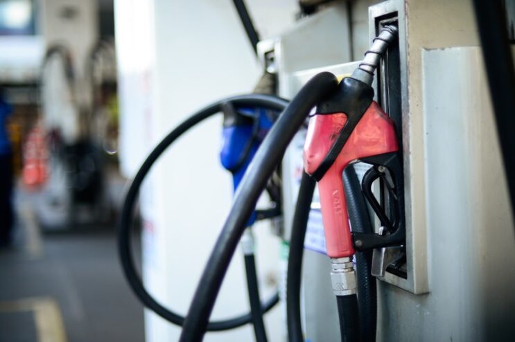 governo-de-minas-reduz-mais-de-65-do-icms-sobre-o-diesel