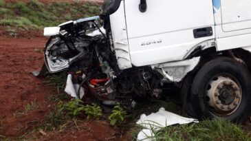 colisao-frontal-deixam-cinco-mortos-na-br-365-em-minas