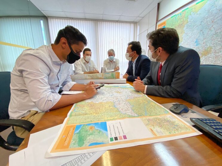 prefeitura-e-der-firmam-convenio-para-duplicacao-das-mgs-434-e-129