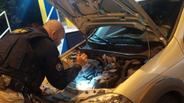 prf-recuperada-caminhonete-furtada-na-br-381-em-sabara