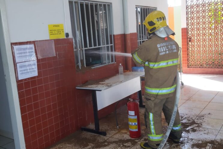 bombeiros-combatem-incendio-em-creche-no-vale-do-aco