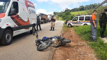 motociclista-tenta-furar-bloqueio-do-simulado-e-bate-contra-viatura-do-deer