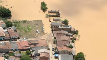 cidades-baianas-atingidas-pelas-chuvas-recebem-hoje-novos-recursos