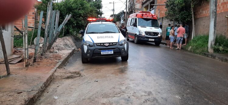 jovem-e-morto-a-tiros-dentro-de-residencia-no-santa-marta