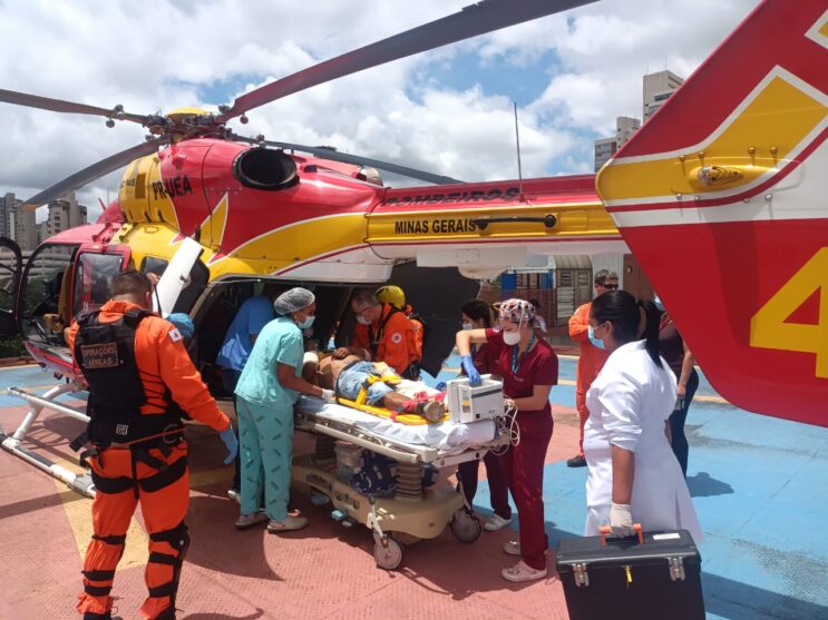 acidente-grave-mobiliza-helicoptero-dos-bombeiros-em-santa-luzia