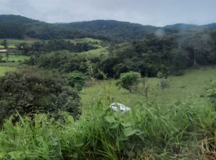 oleo-provoca-acidentes-e-interdita-rodovias-na-regiao-de-santa-barbara