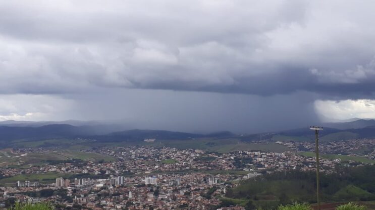 fim-de-semana-do-natal-devera-ter-chuvas-na-maior-parte-do-pais