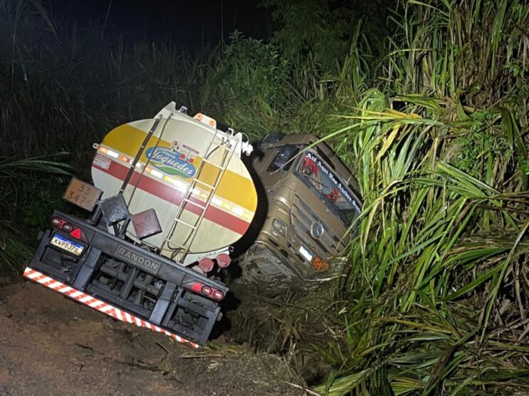 acidente-com-carreta-interdita-br-381-no-vale-do-aco