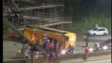 motorista-morre-apos-tombar-micro-onibus-no-anel-rodoviario