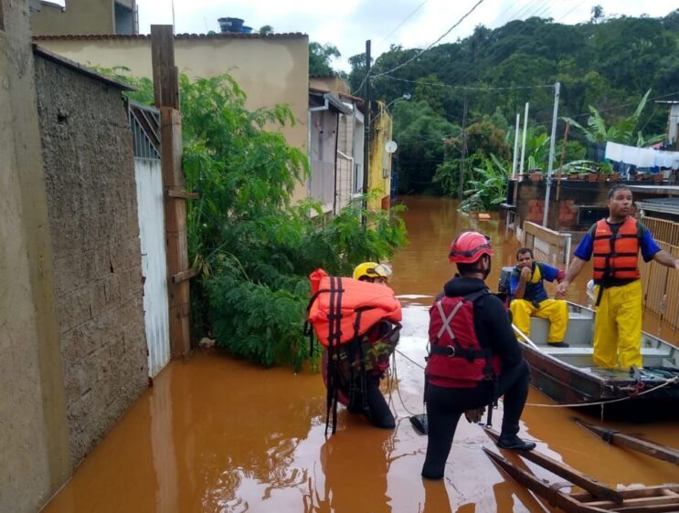 bombeiros-de-itabira-atuam-nas-regioes-afetadas-pelas-chuvas