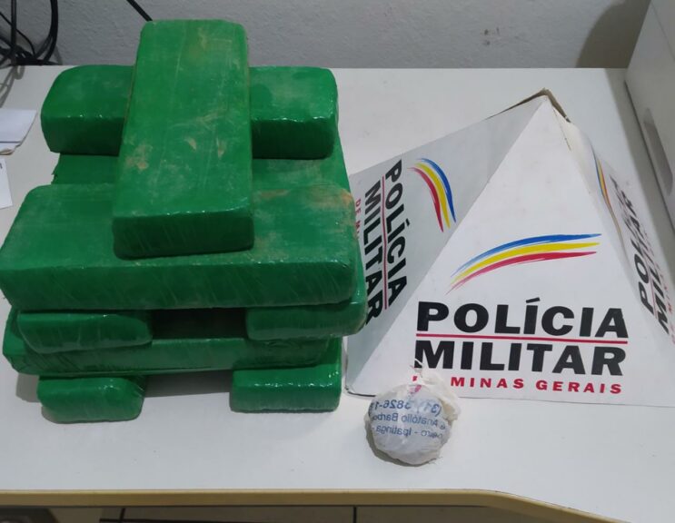 policia-militar-apreende-barras-de-maconha-em-ipatinga