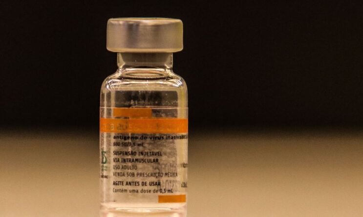 anvisa-libera-coronavac-para-criancas-e-adolescentes-entre-6-e-17-anos