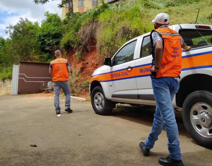 defesa-civil-de-itabira-faz-mais-de-60-atendimentos-em-quatro-dias