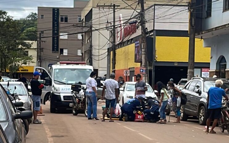 jovem-e-socorrida-apos-ser-atropelada-em-barao-de-cocais
