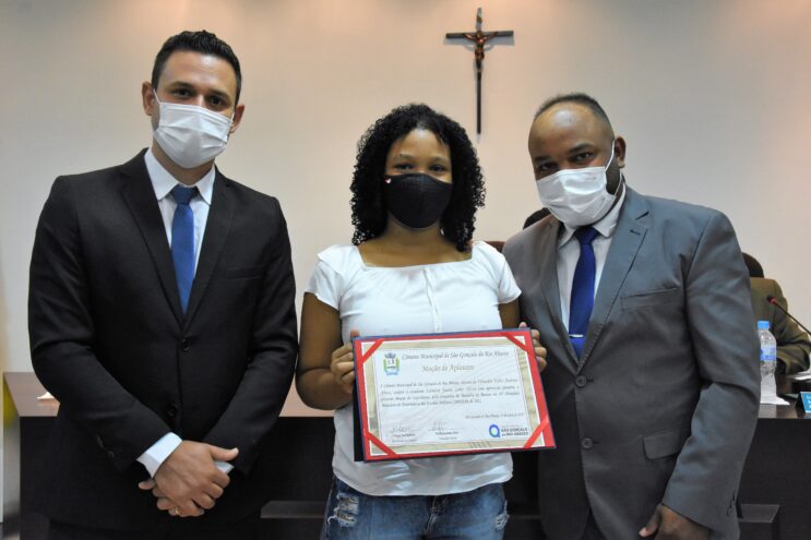 camara-de-sao-goncalo-entrega-mocao-de-aplausos-aos-medalhistas-na-olimpiada-de-matematica