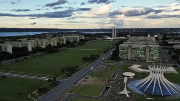 servidores-terao-ponto-facultativo-no-dia-22-de-abril