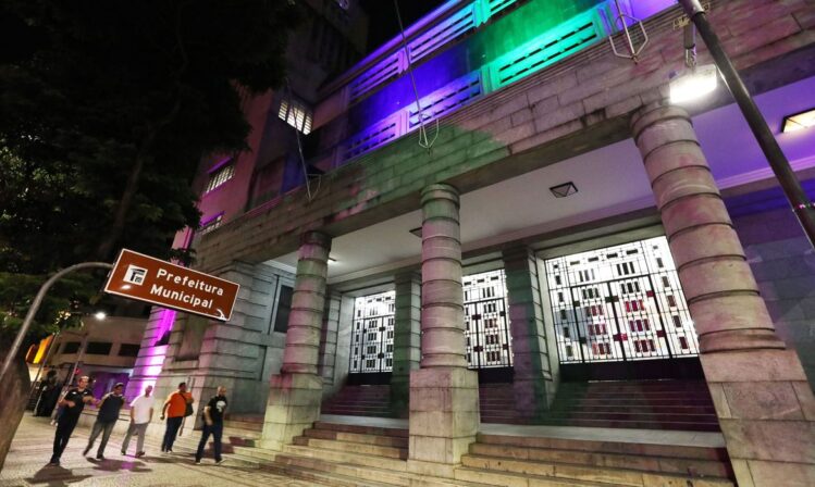 belo-horizonte-move-acao-contra-mineracao-na-serra-do-curral