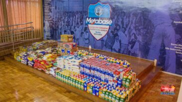 metabase-faz-doacoes-de-alimentos-arrecadados-na-festa-do-trabalhador
