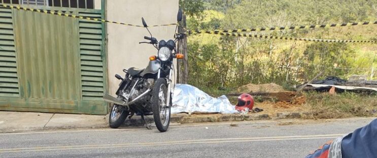motociclista-morre-ao-colidir-contra-um-muro-em-nova-era
