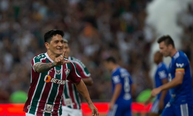 cano-decide-e-fluminense-parte-na-frente-do-cruzeiro-na-copa-do-brasil