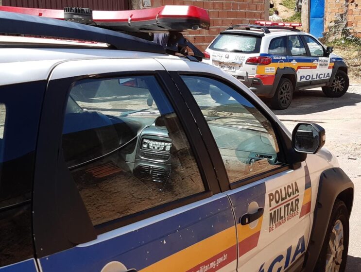 bandido-invade-republica-furta-objetos-e-foge-levando-veiculo