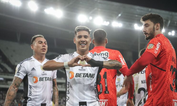 atletico-vence-botafogo-e-lidera-momentaneamente-o-brasileirao