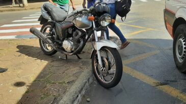 motociclista-sofre-fratura-em-acidente-no-juca-rosa