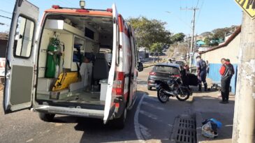 mulher-e-socorrida-apos-acidente-no-bairro-amazonas