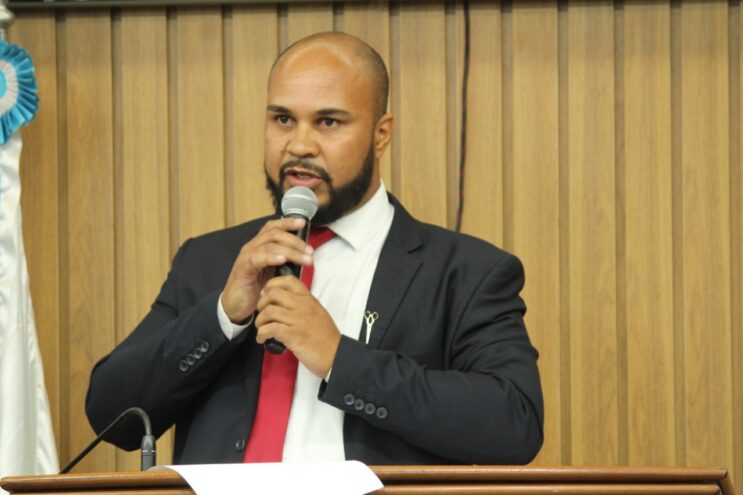 sidney-afirma-interferencia-do-governo-e-pede-saida-da-mesa-diretora