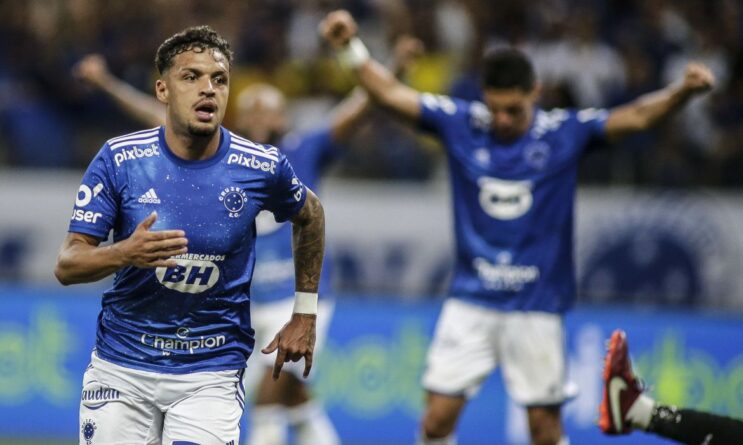 cruzeiro-faz-2-a-0-no-tombense-e-abre-larga-vantagem-na-serie-b