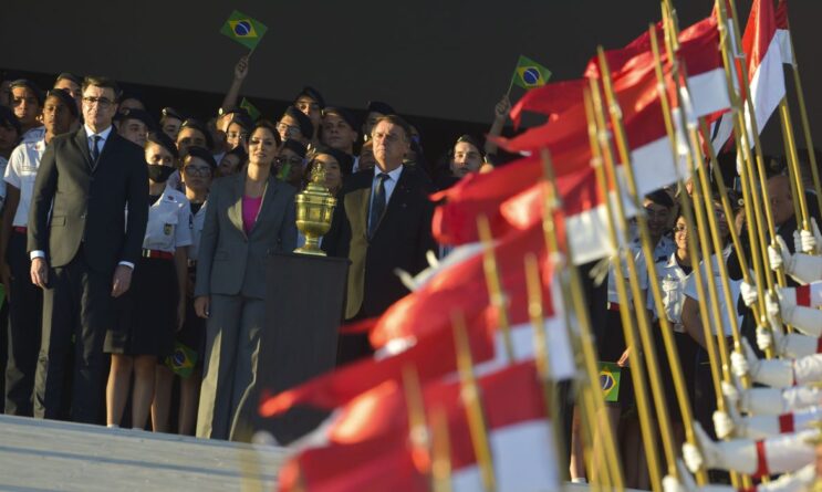 presidente-participa-de-cerimonia-da-chegada-de-coracao-de-d-pedro-i