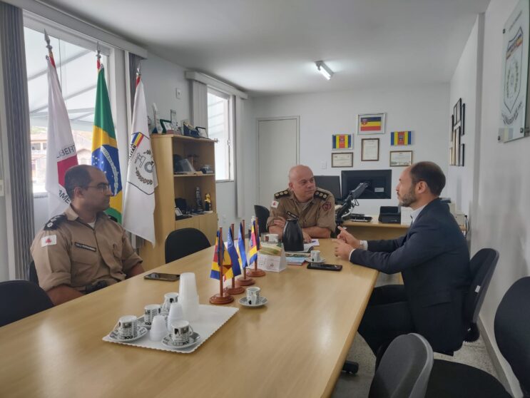 prefeitura-reune-com-comando-das-policias-para-cobrar-mais-efetivo