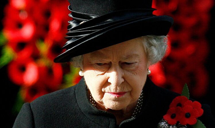 rainha-elizabeth-ii-morre-aos-96-anos-na-escocia