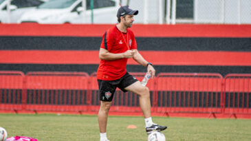 vitoria-inicia-preparacoes-para-o-duelo-contra-o-paysandu