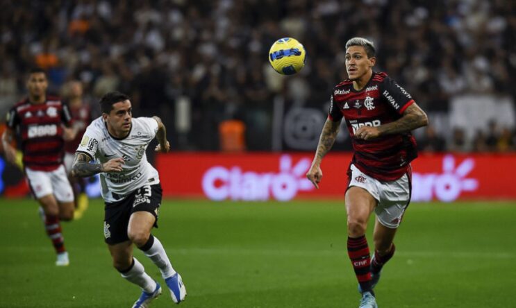 flamengo-e-corinthians-buscam-titulo-da-copa-do-brasil