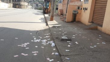 materiais-de-candidatos-sao-espalhados-pelas-ruas-de-itabira