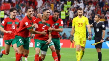 goleiro-do-sevilla-brilha-nos-penaltis-e-marrocos-elimina-espanha