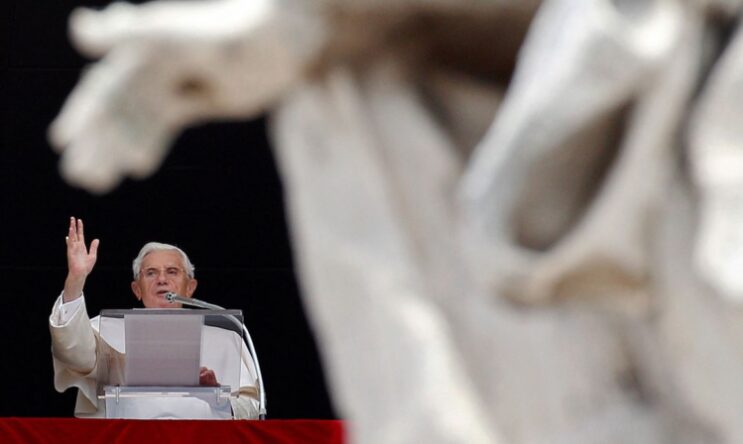 papa-emerito-bento-xvi-morre-aos-95-anos