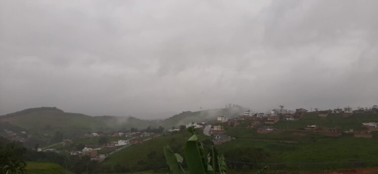 segunda-19-sera-de-ceu-nublado-com-pancadas-de-chuva