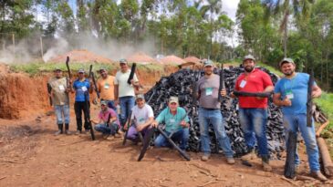 produtores-de-sao-goncalo-participam-de-curso-de-carvoaria