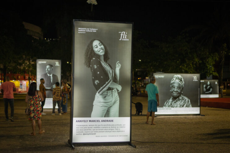 praca-do-areao-tera-exposicao-muros-invisiveis-em-marco
